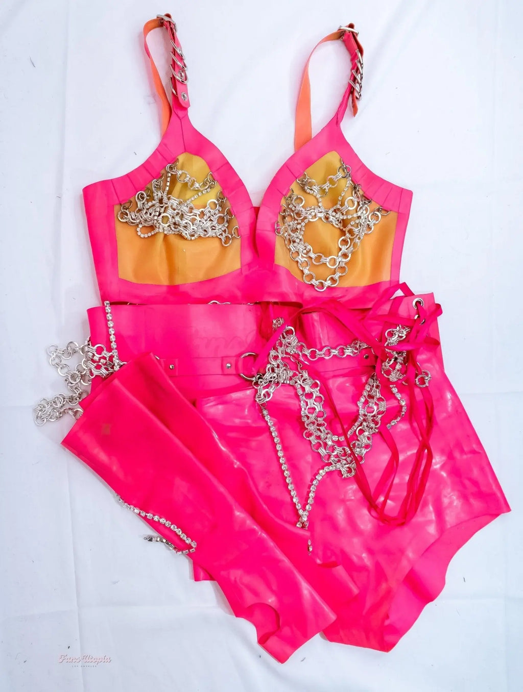 Aubrey Kate Pink Latex Set + Autographed Photo Aubrey Kate