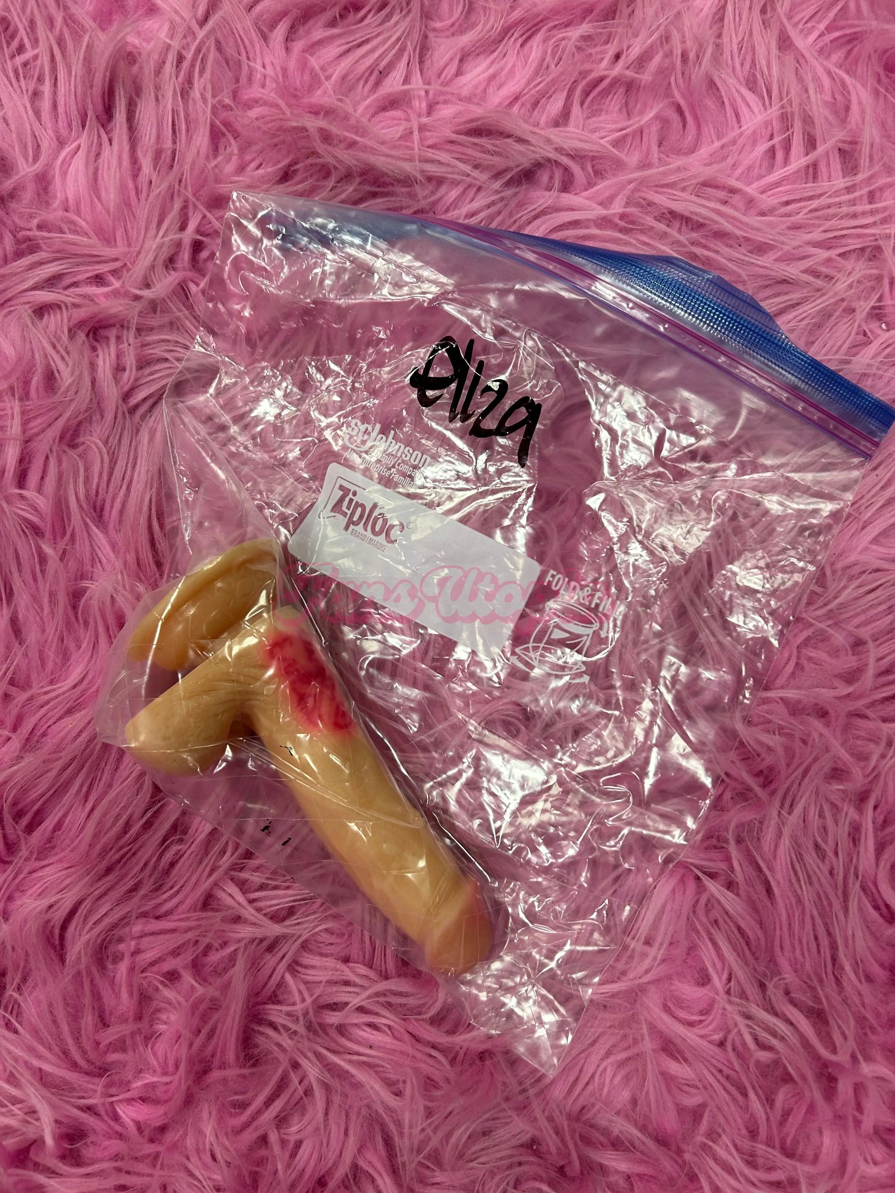 Eilza Eves Tan Dildo Eliza Eves