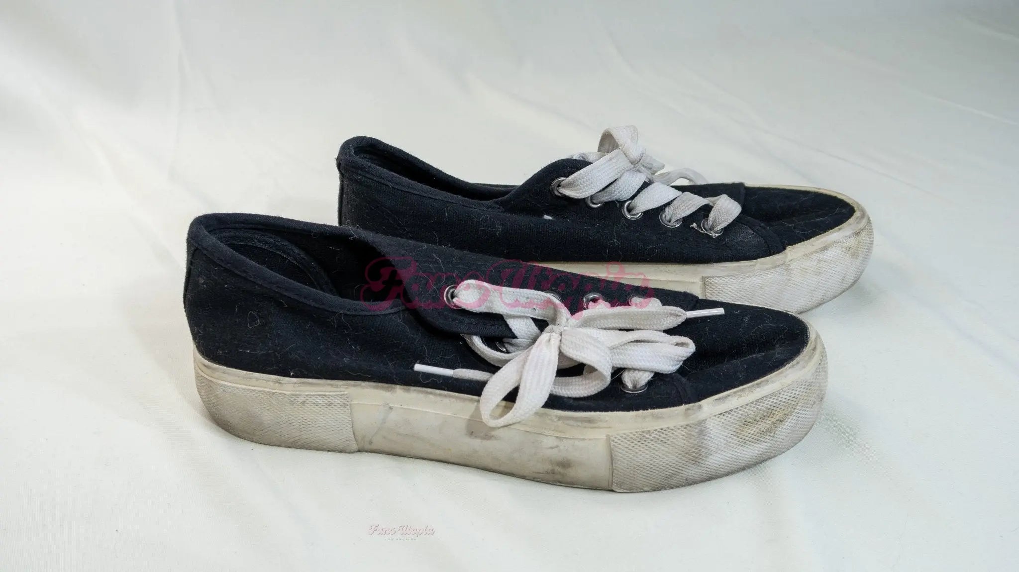 Emma Hix Autographed Black Tennis Shoes Emma Hix