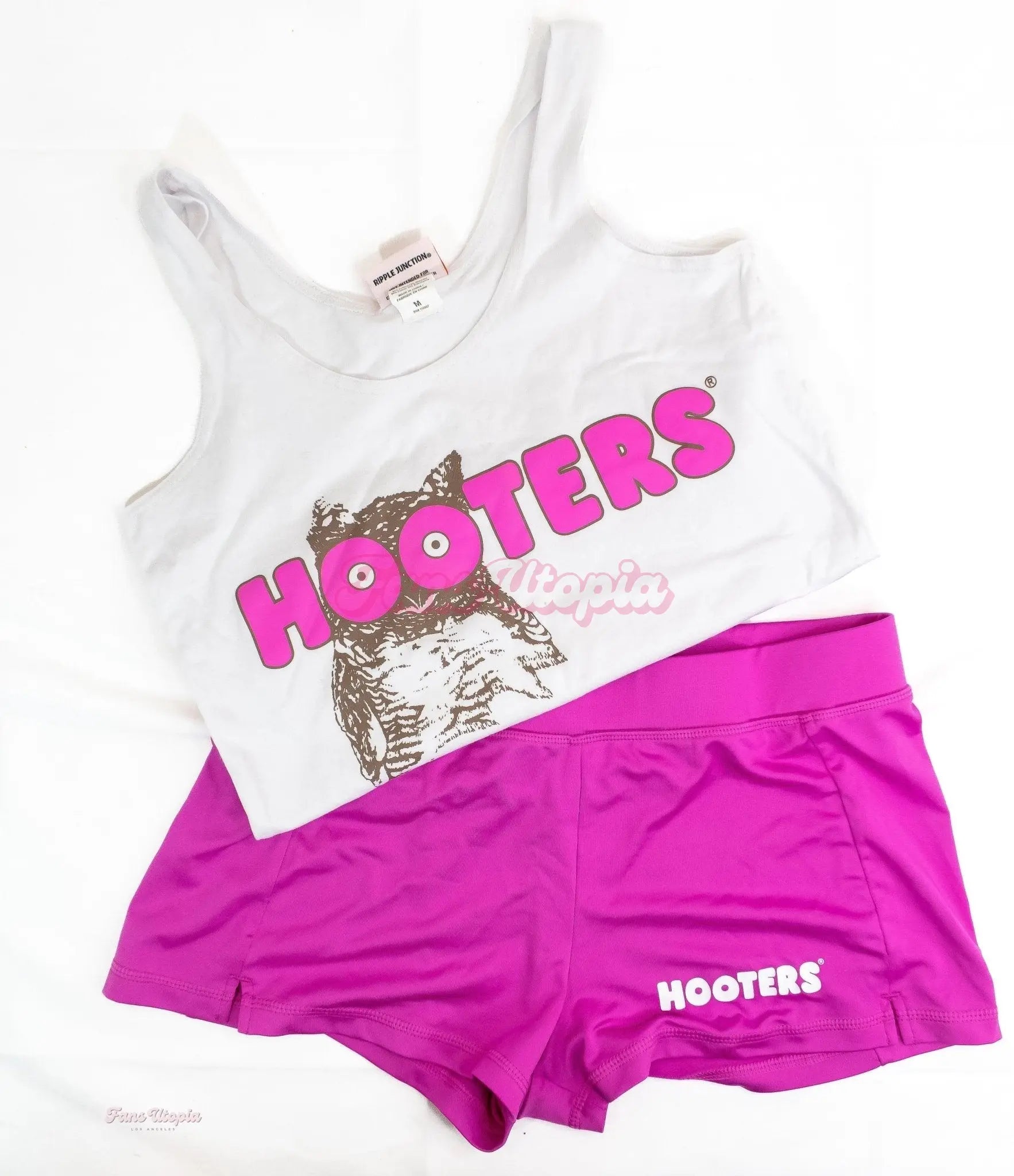 Hayley Davies Hooters Outfit Hayley Davies
