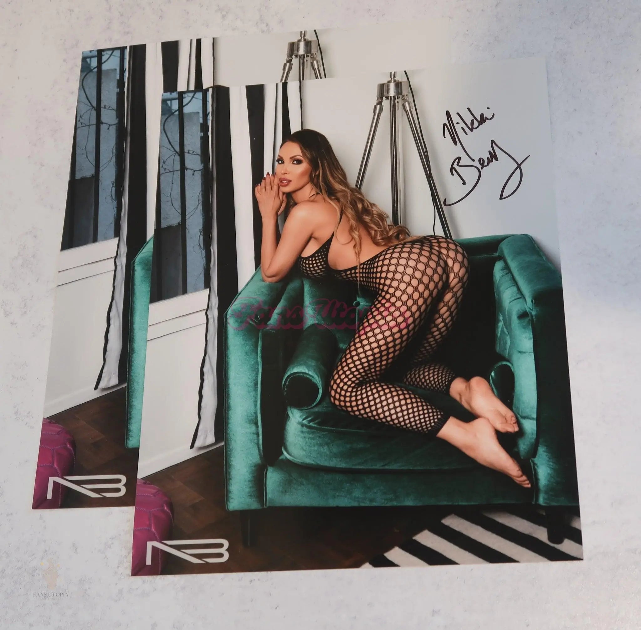 Nikki Benz Autographed Photo 10 Nikki Benz