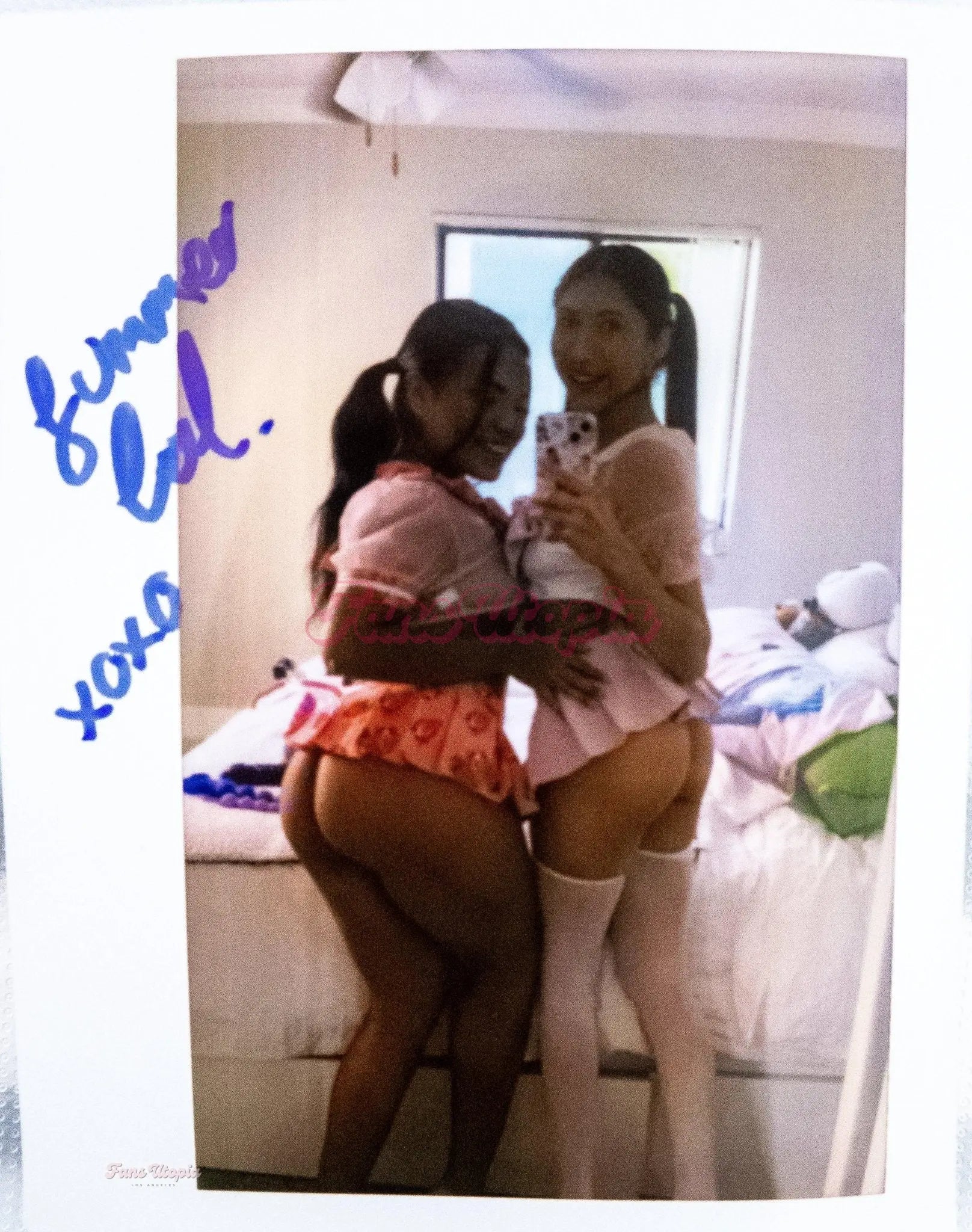 Summer Col Strawberry Outfit Set + Autographed Polaroid Summer Col